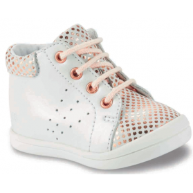 Boots Nahia