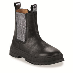 Boots romona