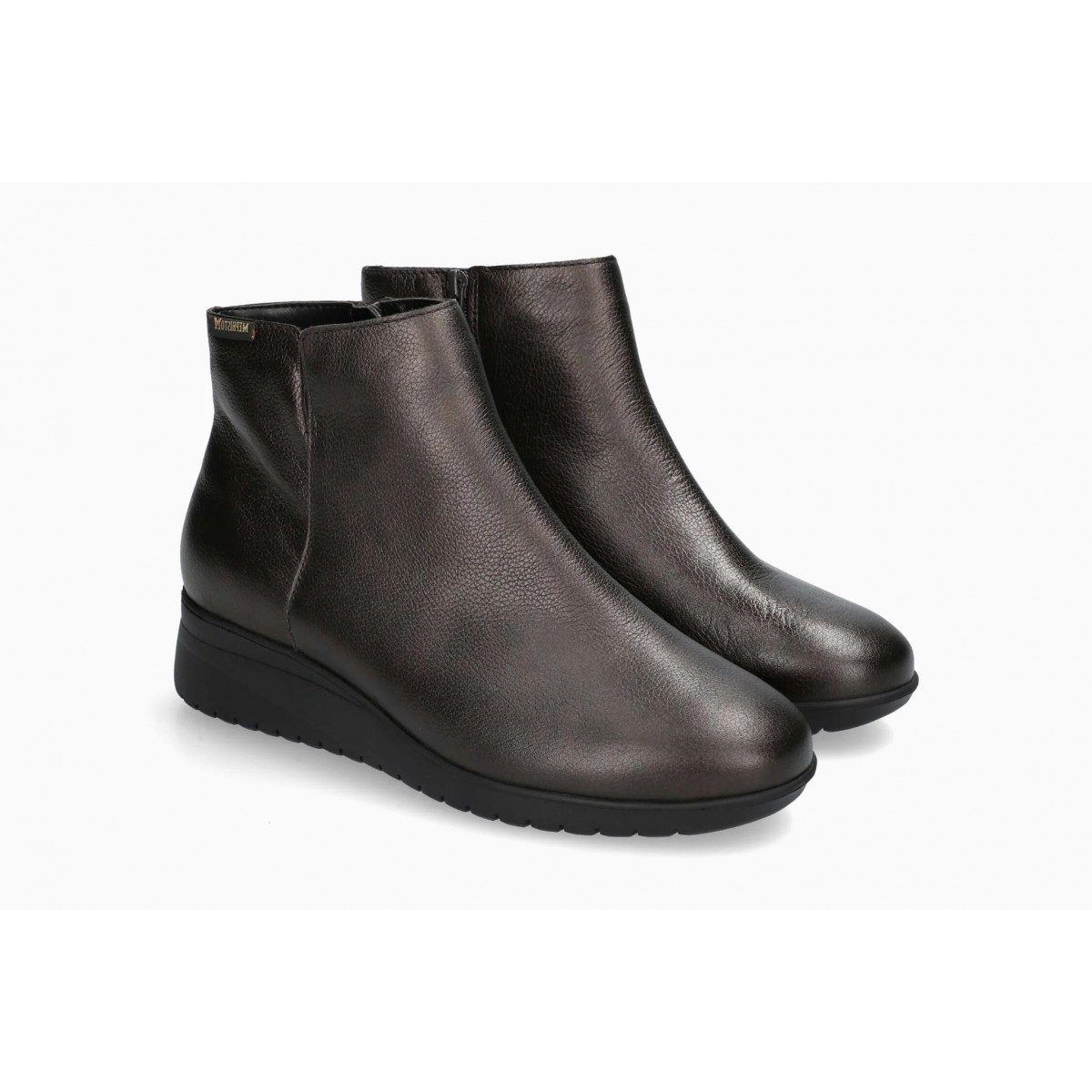 Boots idora